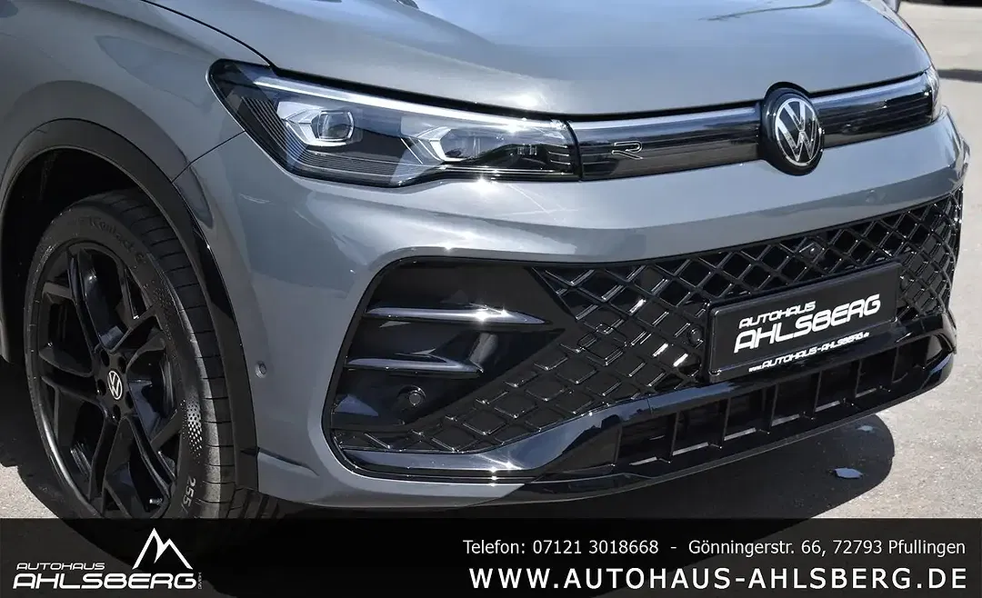 Volkswagen Tiguan R-Line Black Edition - Thumbnail 4