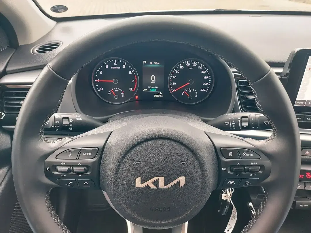 Kia Rio Vision - foto 15