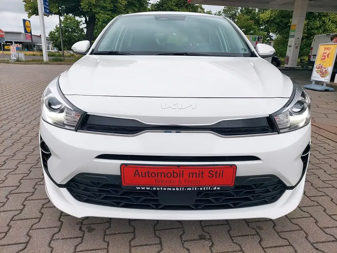 Kia Rio Vision - Thumbnail 5