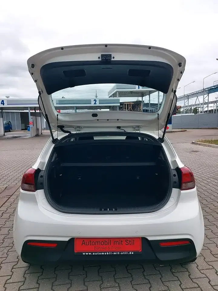 Kia Rio Vision - Thumbnail 9