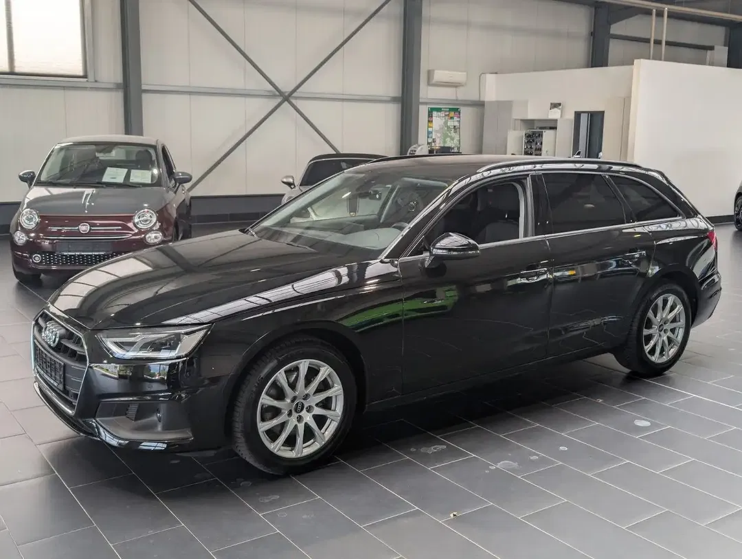 Audi A4 35 TFSI S tronic Avant - foto 1
