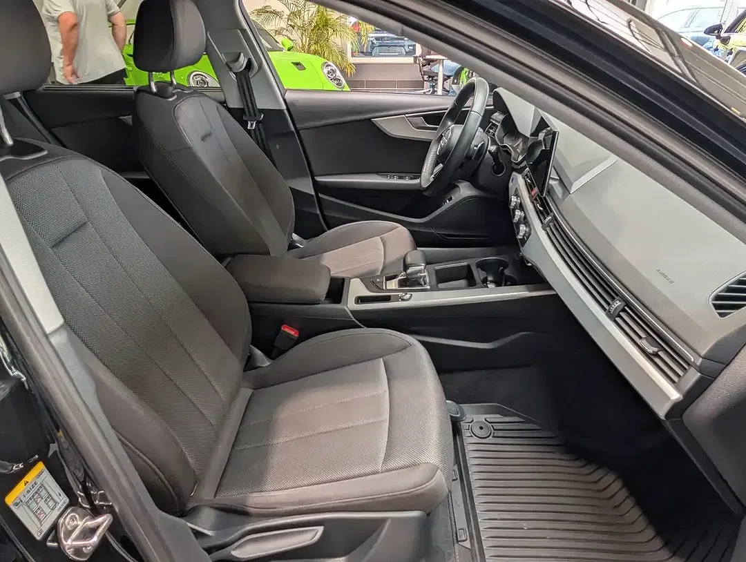 Audi A4 35 TFSI S tronic Avant - Thumbnail 11