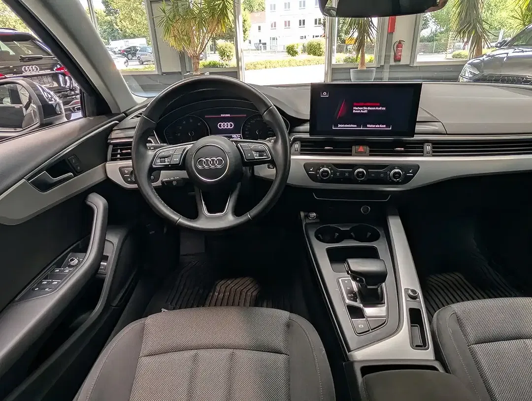 Audi A4 35 TFSI S tronic Avant - Thumbnail 7