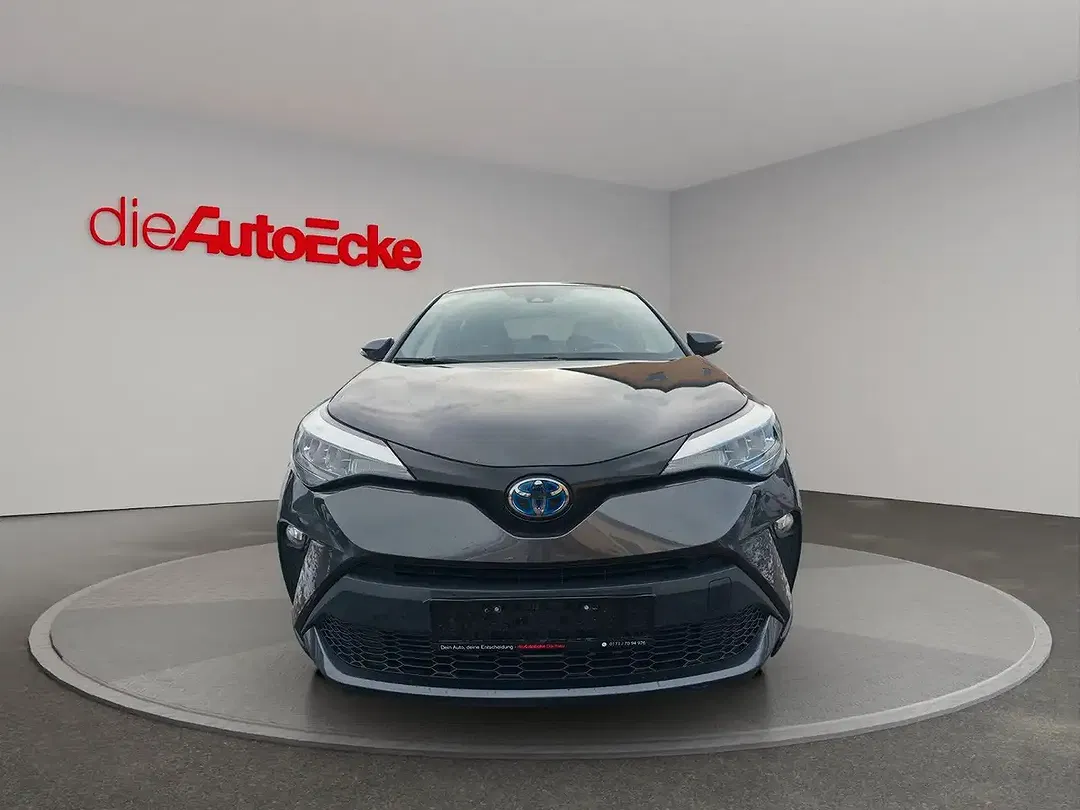 Toyota C-HR Hybrid - foto 2