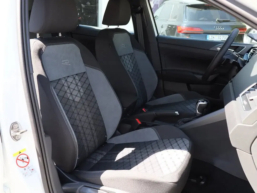 Volkswagen Taigo 1.5 TSI DSG R-Line - Thumbnail 6