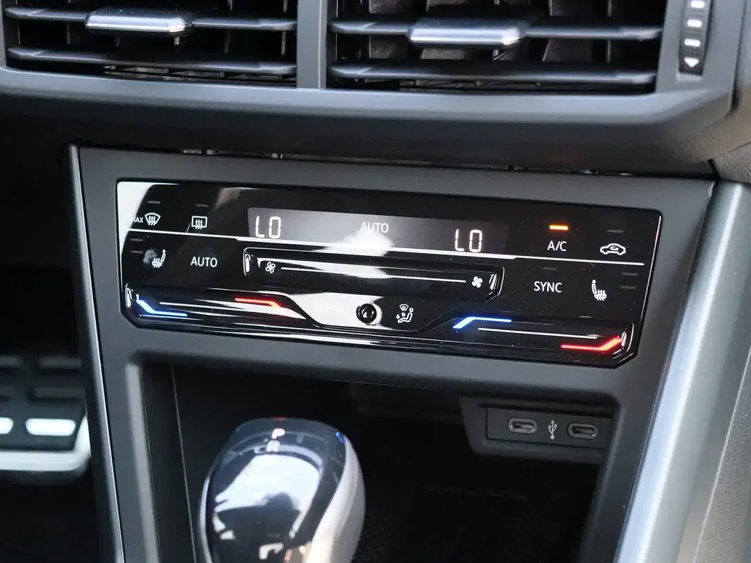 Volkswagen Taigo 1.5 TSI DSG R-Line - Thumbnail 8