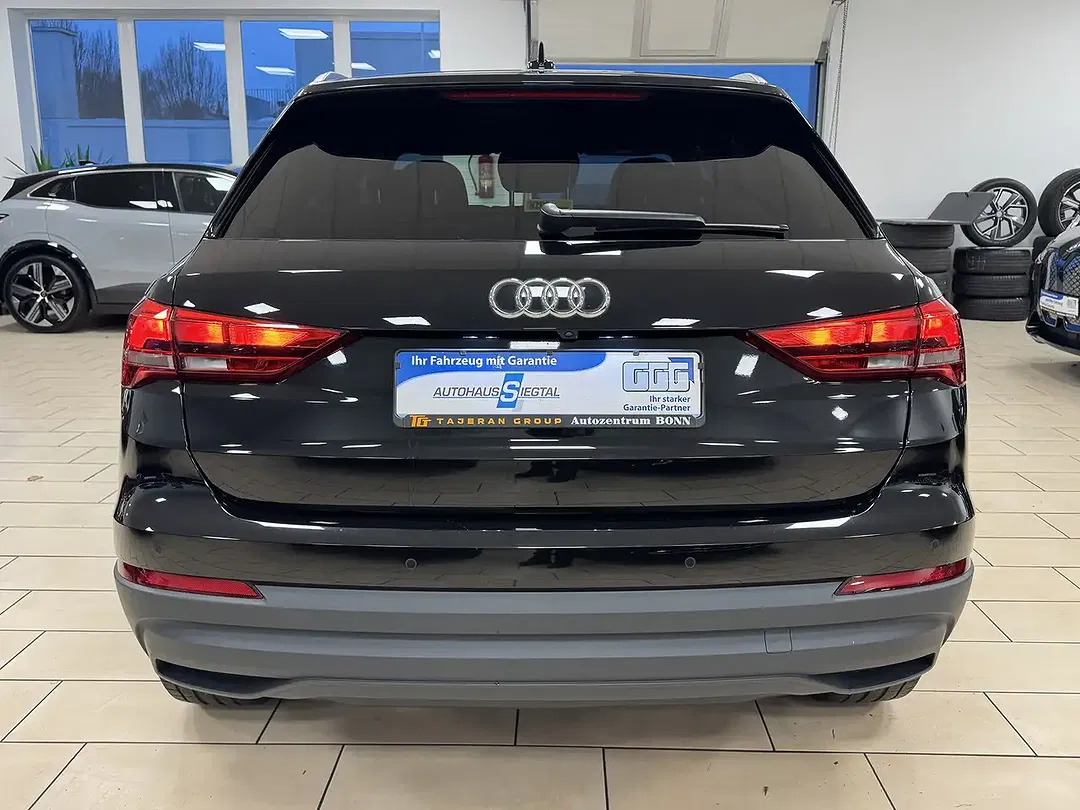 Audi Q3 45 TFSI e S line - Thumbnail 6