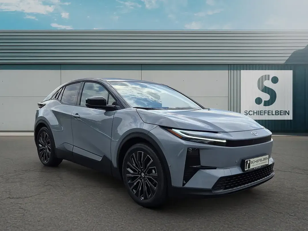 Toyota C-HR 4x4 Lounge - Thumbnail 2