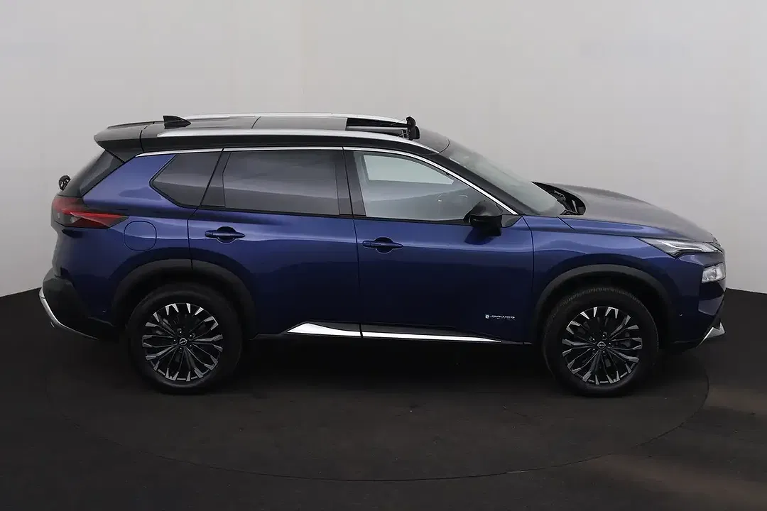 Nissan X-Trail 1.5 e-Power 4x4 Tekna - Thumbnail 3