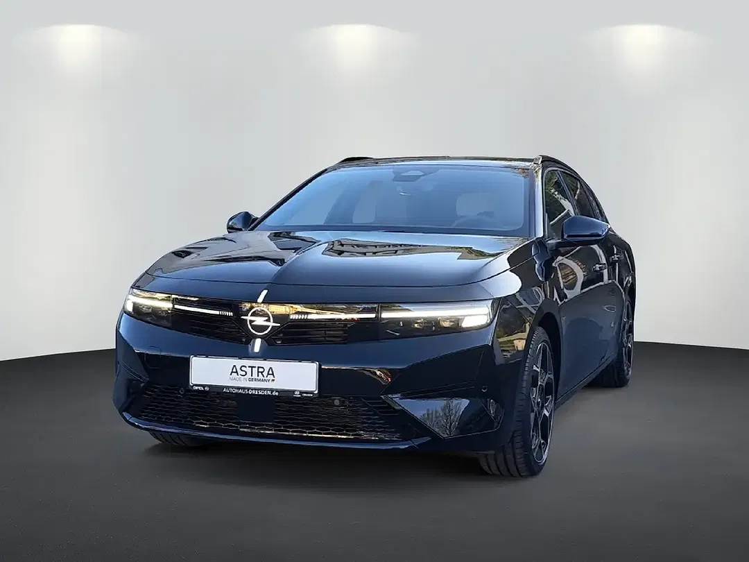 Opel Astra 1.5 D Ultimate Matrix LED - Thumbnail 2