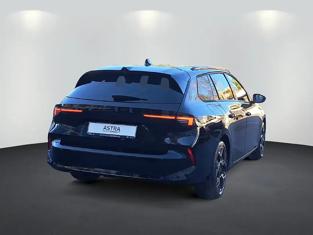 Opel Astra 1.5 D Ultimate Matrix LED - Thumbnail 4