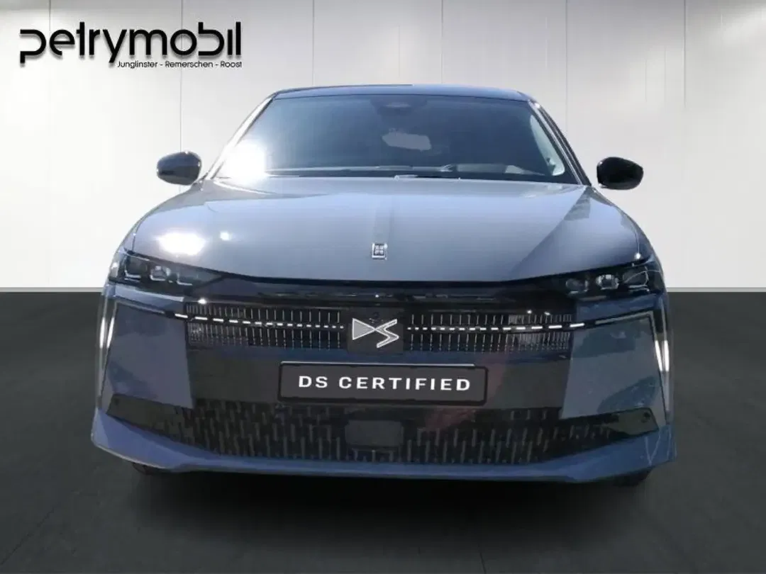 DS Automobiles N°4 - foto 2