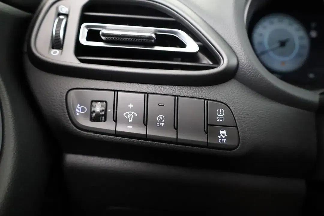 Hyundai i30 1.6 T-GDI DCT cw - Thumbnail 9