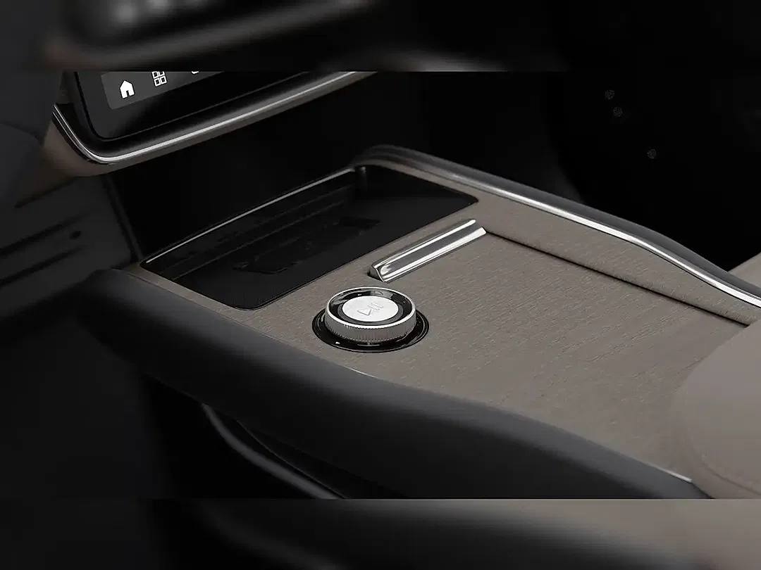 Volvo EX90 Performance Ultra - Thumbnail 13