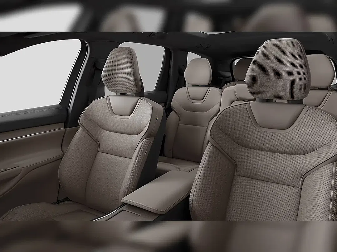 Volvo EX90 Performance Ultra - Thumbnail 14