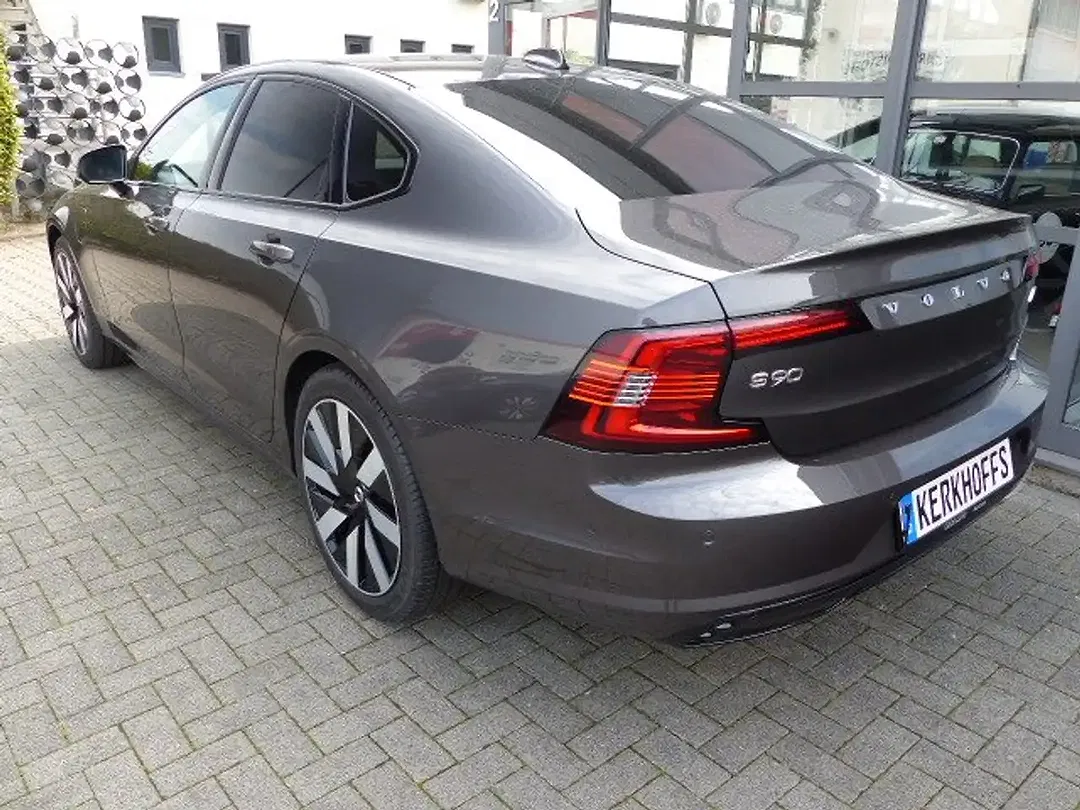 Volvo S90 T8 Hybrid AWD Recharge Plus Dark - Thumbnail 3