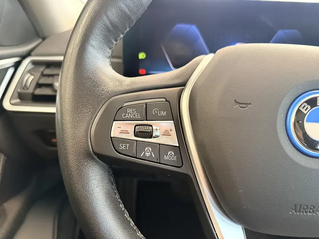 BMW i4 - foto 8