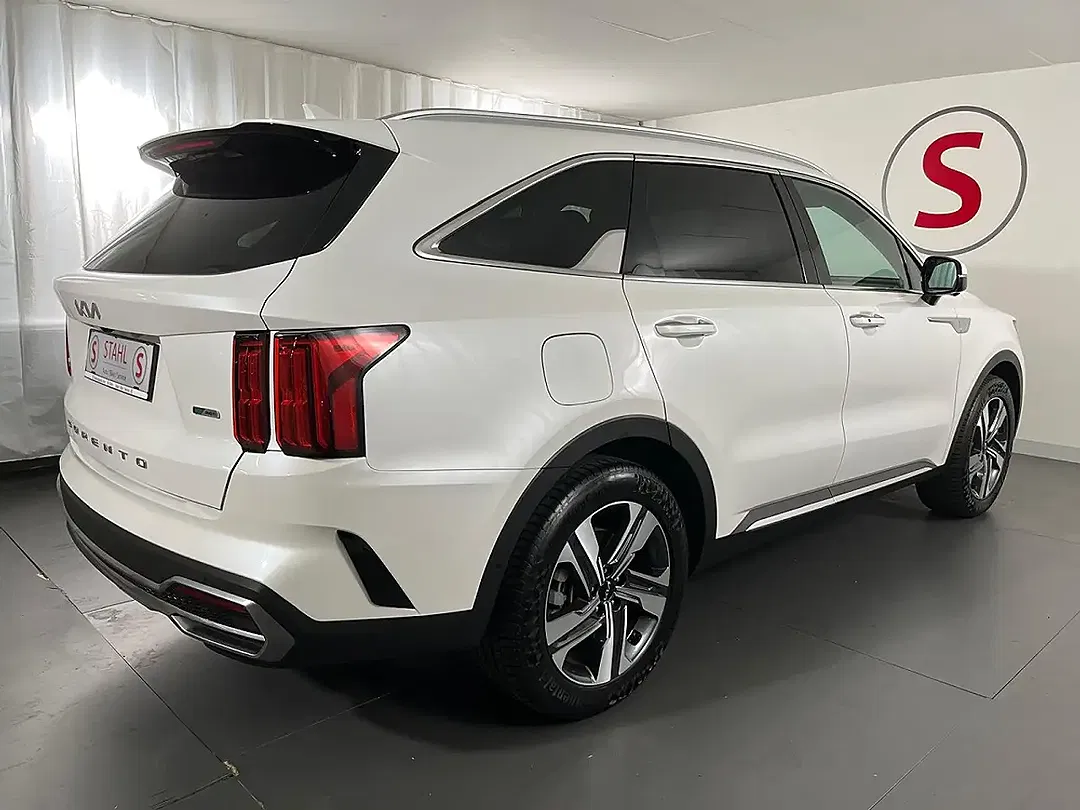Kia Sorento 1.6 T-GDI PHEV Gold - foto 2