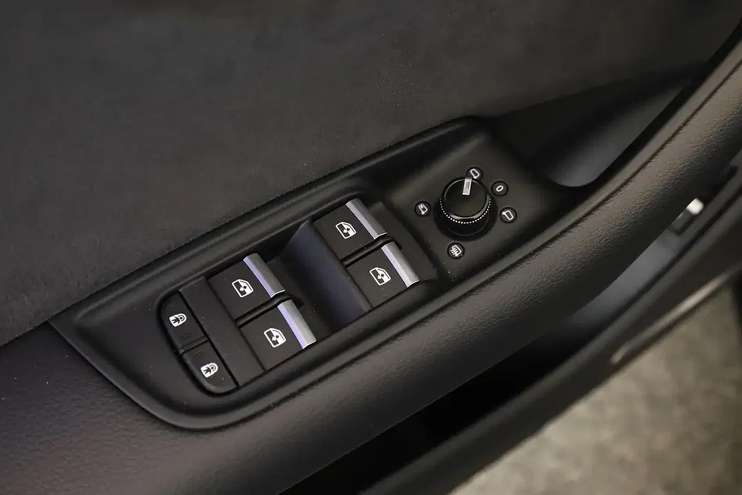 Audi SQ8 TFSI Matrix LED - Thumbnail 12