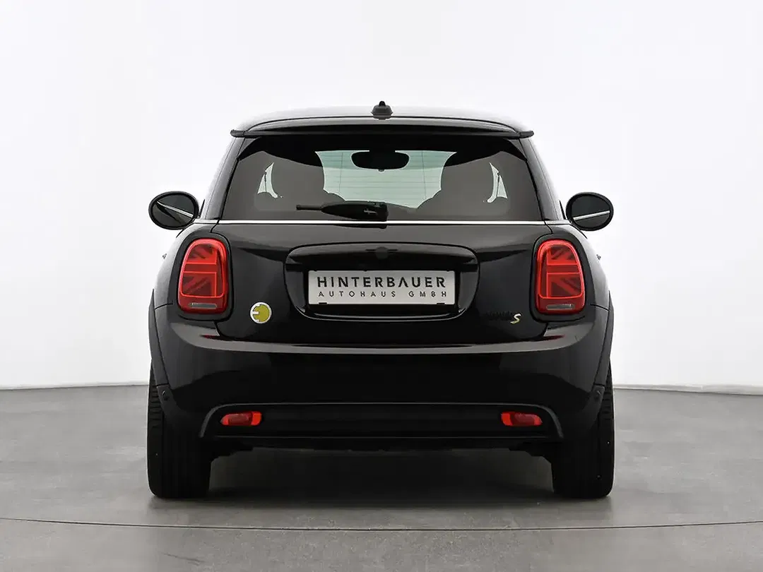 MINI Cooper SE Classic Trim - Thumbnail 6