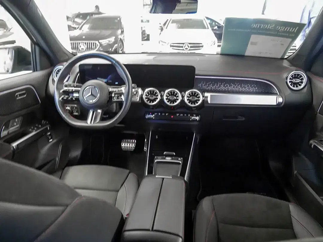 Mercedes-Benz EQB 250 AMG Night - Thumbnail 11