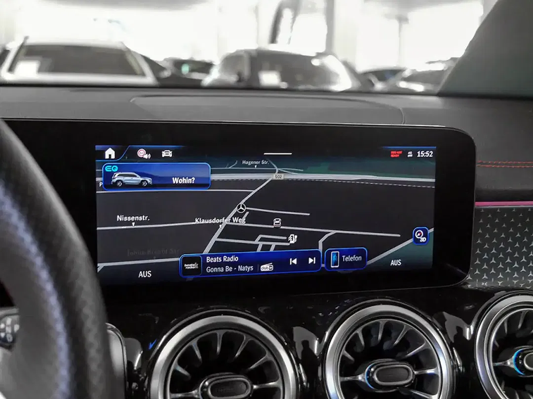Mercedes-Benz EQB 250 AMG Night - foto 15