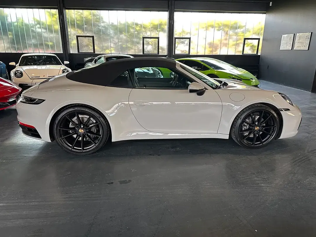 Porsche 992 Carrera Cabriolet - Thumbnail 12