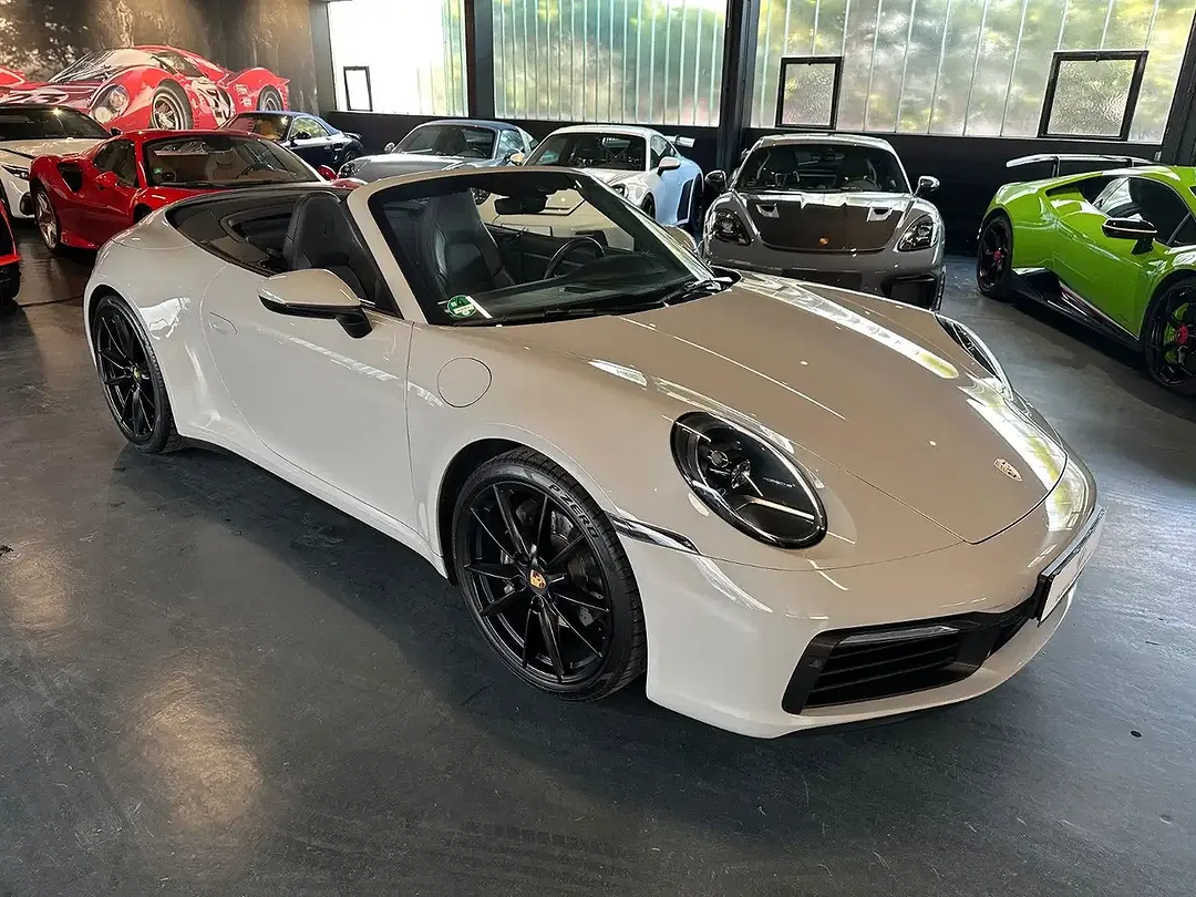 Porsche 992 Carrera Cabriolet - Thumbnail 13