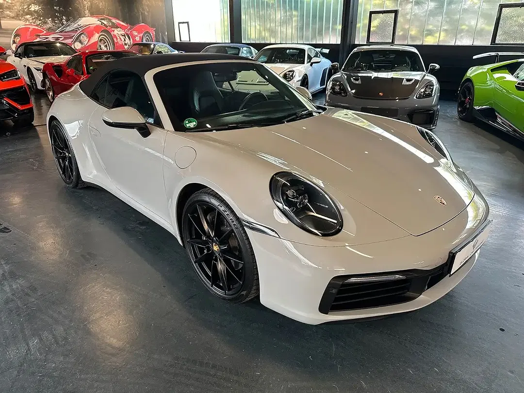 Porsche 992 Carrera Cabriolet - Thumbnail 14