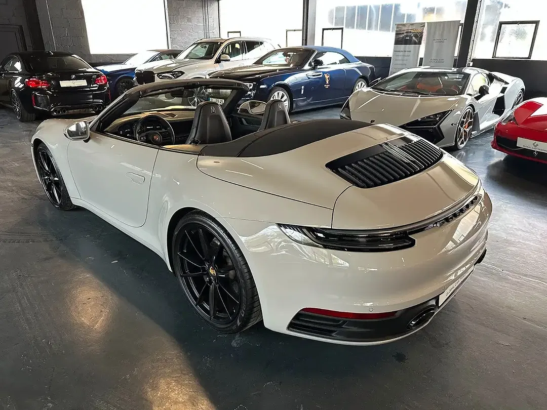 Porsche 992 Carrera Cabriolet - Thumbnail 5