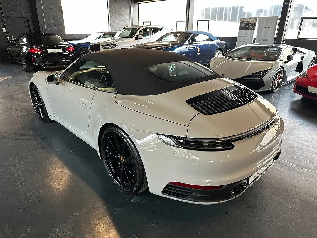 Porsche 992 Carrera Cabriolet - Thumbnail 6