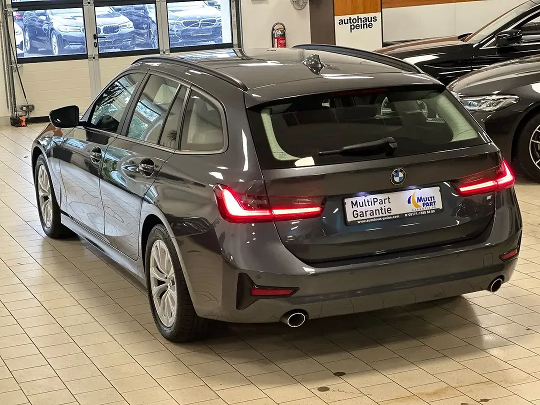 BMW 318 - foto 2
