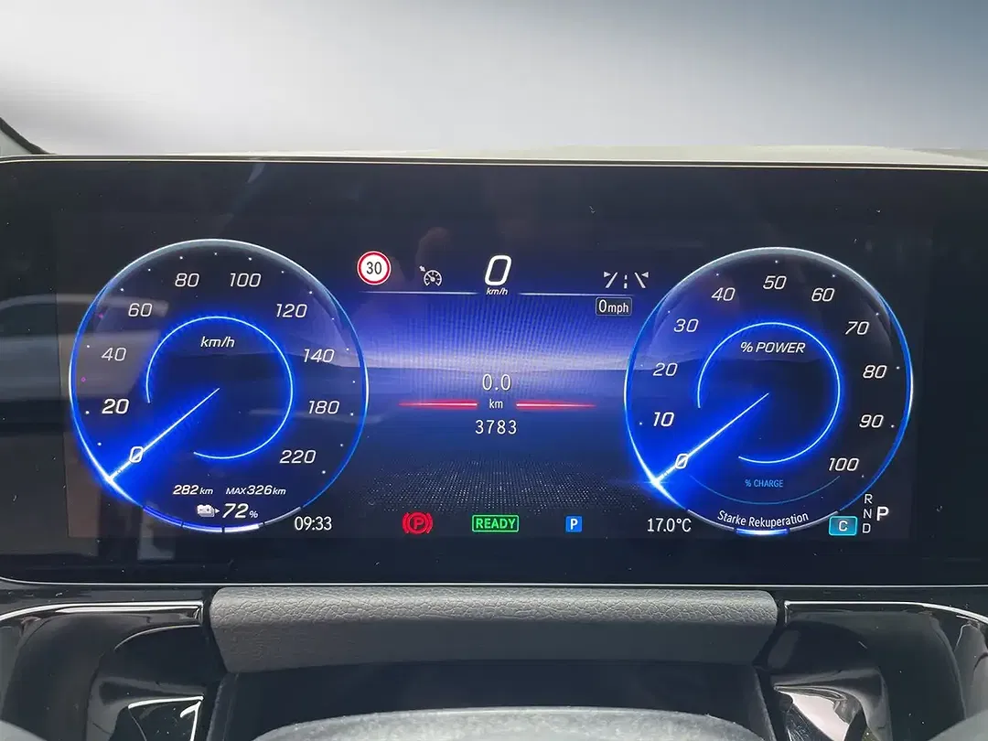 Mercedes-Benz EQA 350 4MATIC - Thumbnail 11