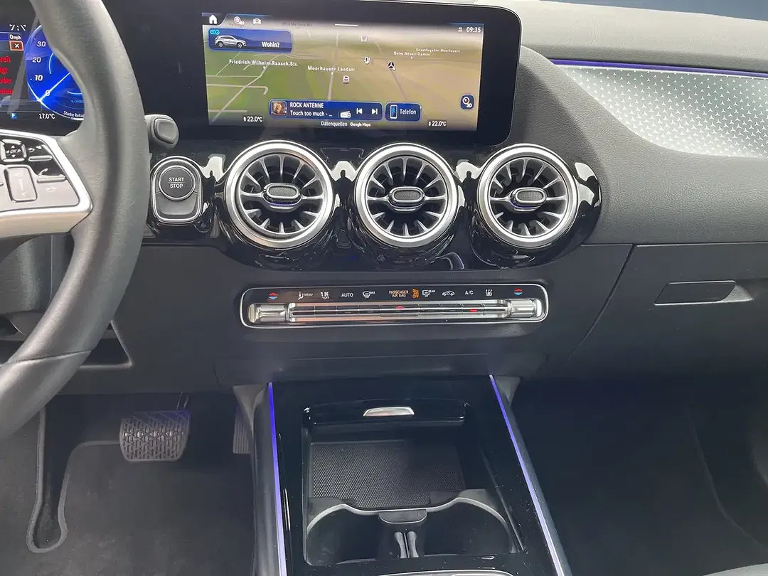 Mercedes-Benz EQA 350 4MATIC - Thumbnail 15