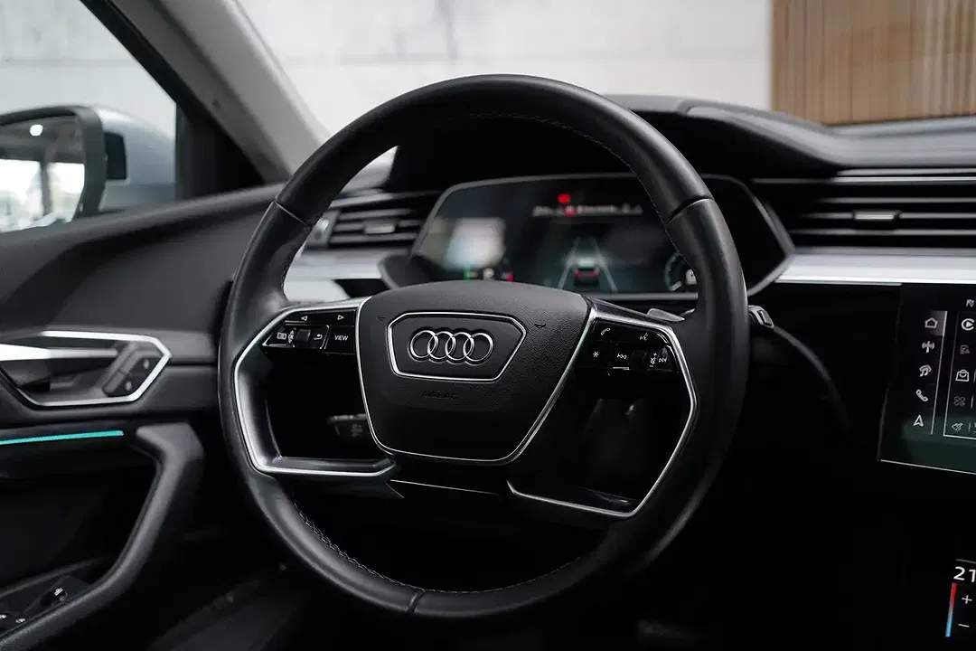 Audi Q8 e-tron 50 quattro Matrix LED advanced - Thumbnail 11