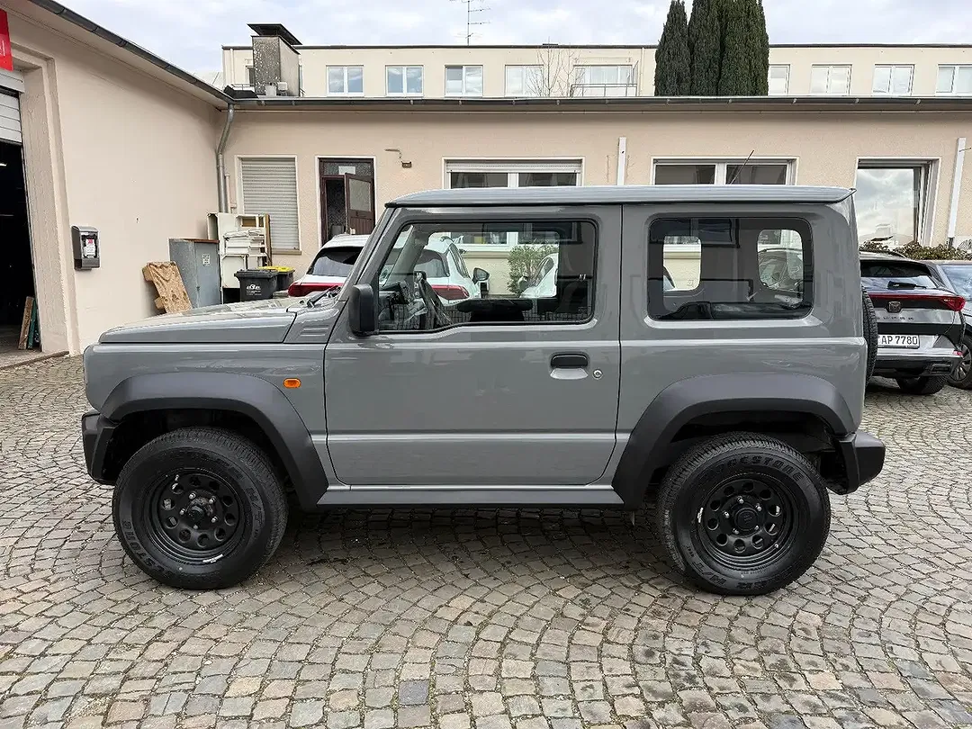 Suzuki Jimny AllGrip Comfort - Thumbnail 10