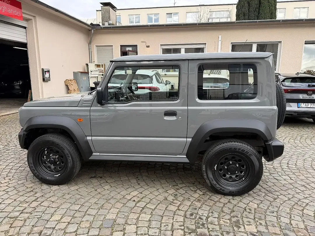 Suzuki Jimny AllGrip Comfort - Thumbnail 9