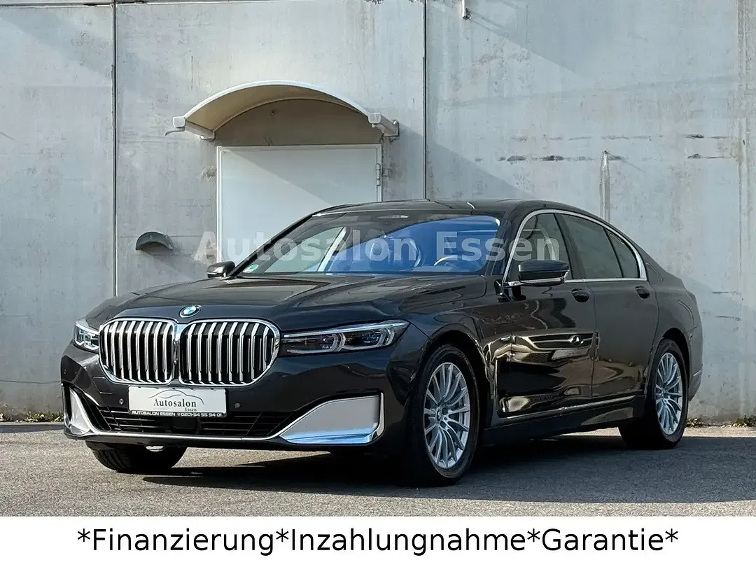 BMW 730 - Thumbnail 3