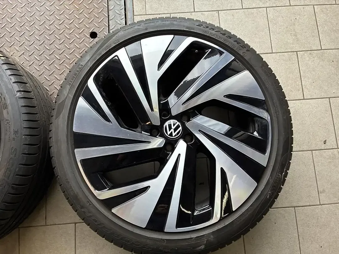 Volkswagen ID.5 Pro - Thumbnail 10