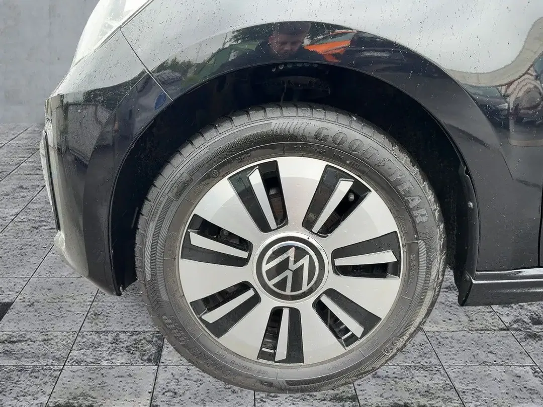 Volkswagen e-up! Style Plus - Thumbnail 7