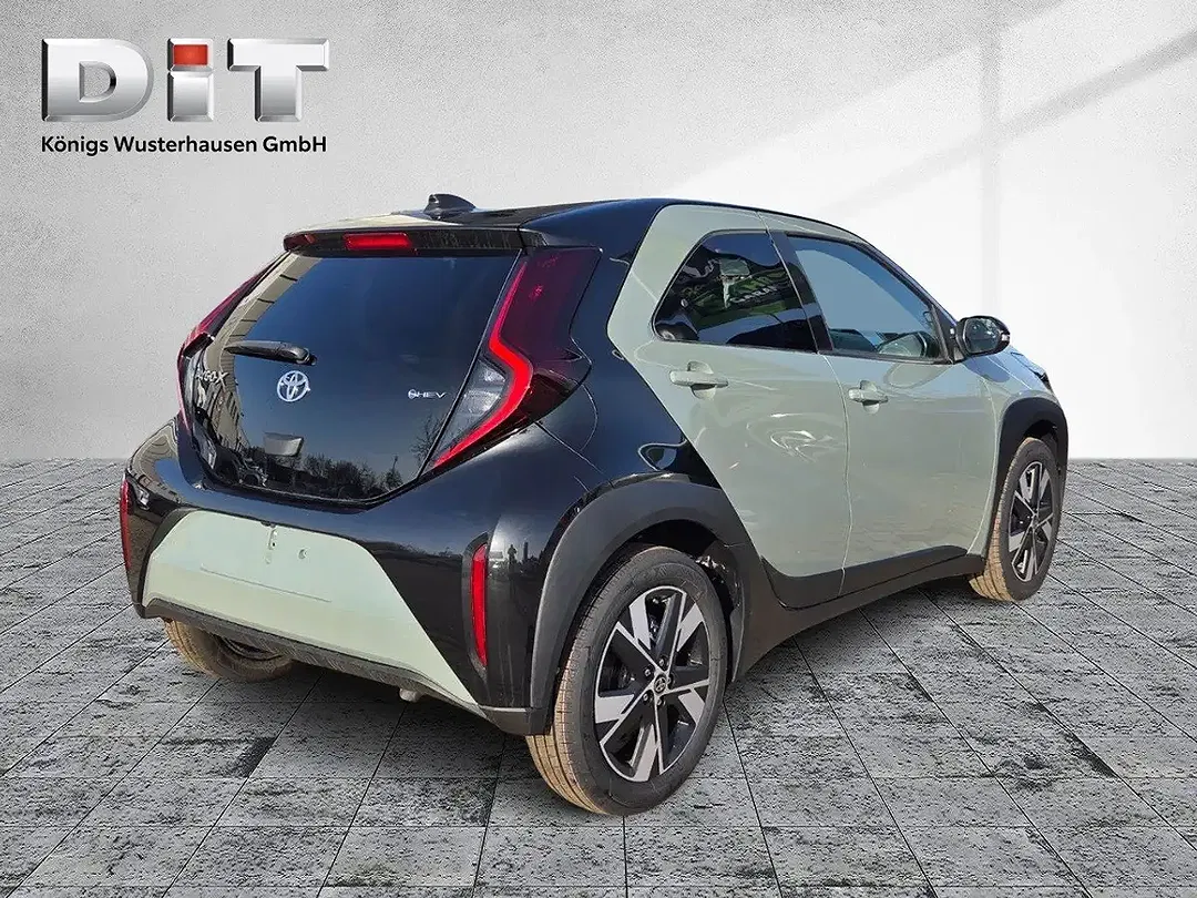 Toyota Aygo 1.5 Teamplayer - Thumbnail 4
