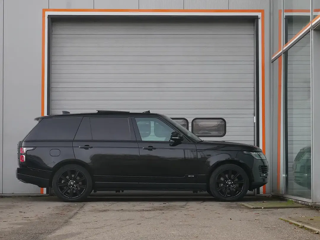 Land Rover Range Rover P400e Autobiography LWB - Thumbnail 8