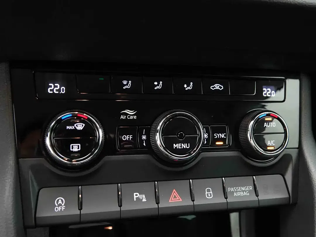 Skoda Karoq 1.5 TSI DSG Selection - Thumbnail 13