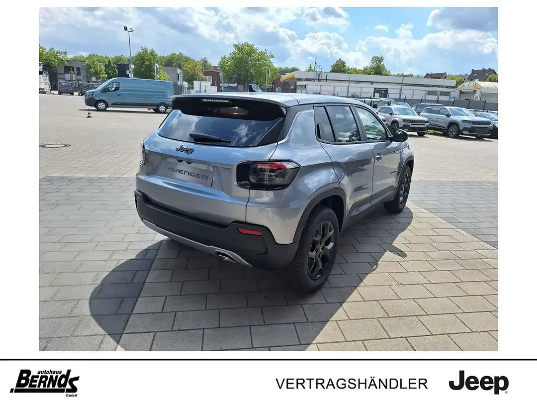 Jeep Avenger 1.2 T3 MHEV e-Hybrid AUT Edition - Thumbnail 4