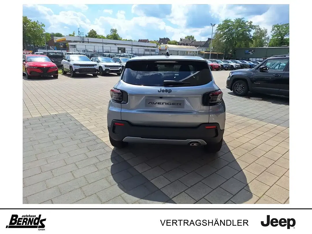Jeep Avenger 1.2 T3 MHEV e-Hybrid AUT Edition - Thumbnail 5