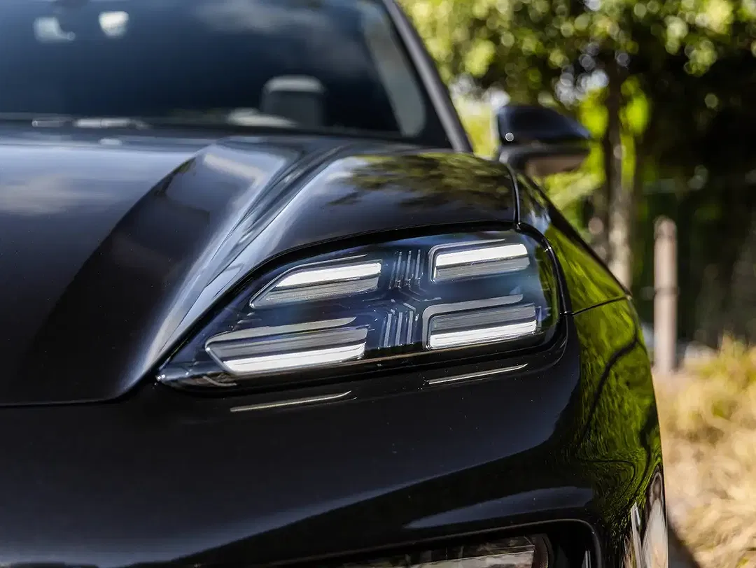 Porsche Macan - Thumbnail 14