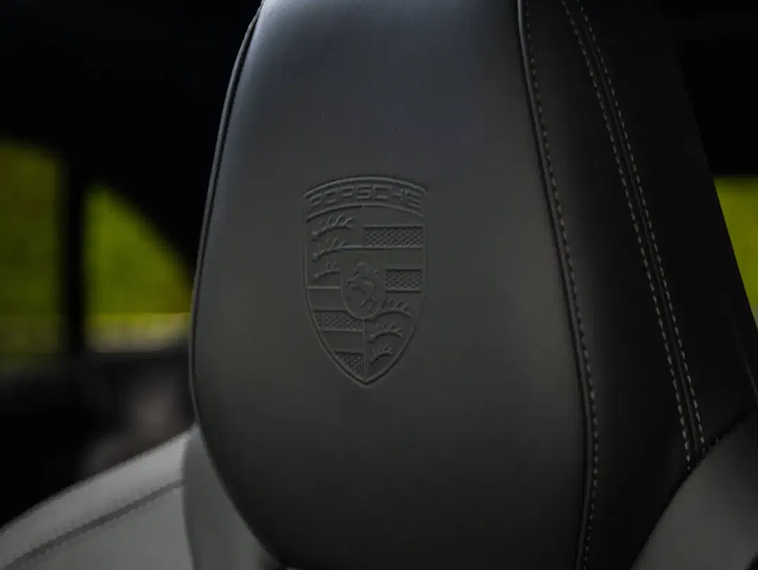 Porsche Macan - Thumbnail 38