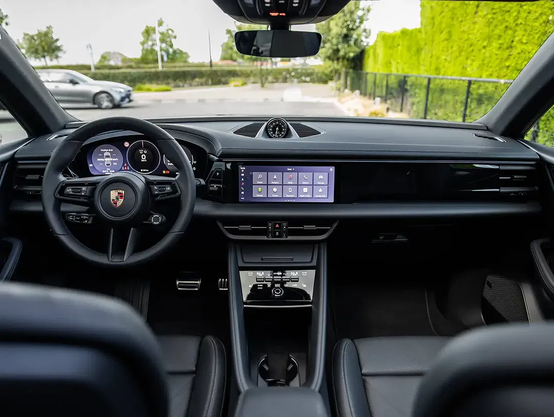 Porsche Macan - Thumbnail 43