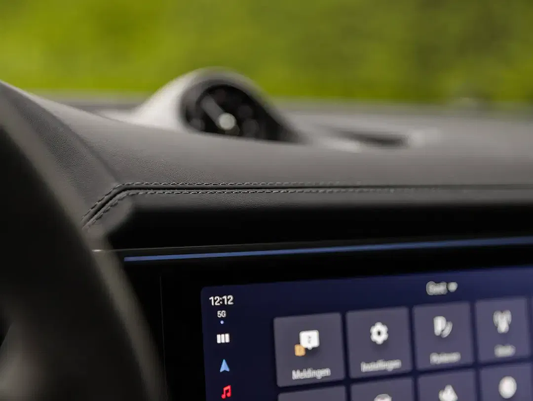 Porsche Macan - Thumbnail 49