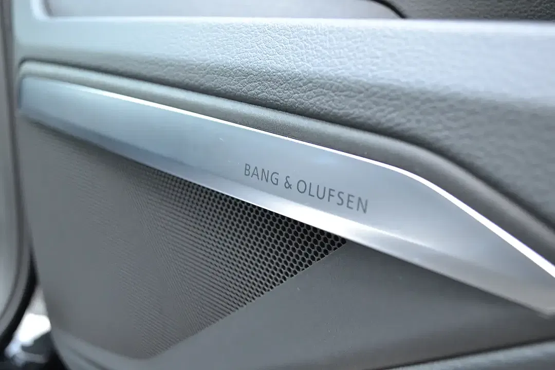 Audi SQ8 e-tron Sportback - Thumbnail 12